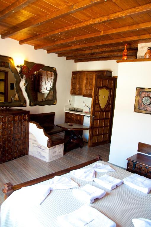 Castelo Boutique Hotel Panteli Exterior photo